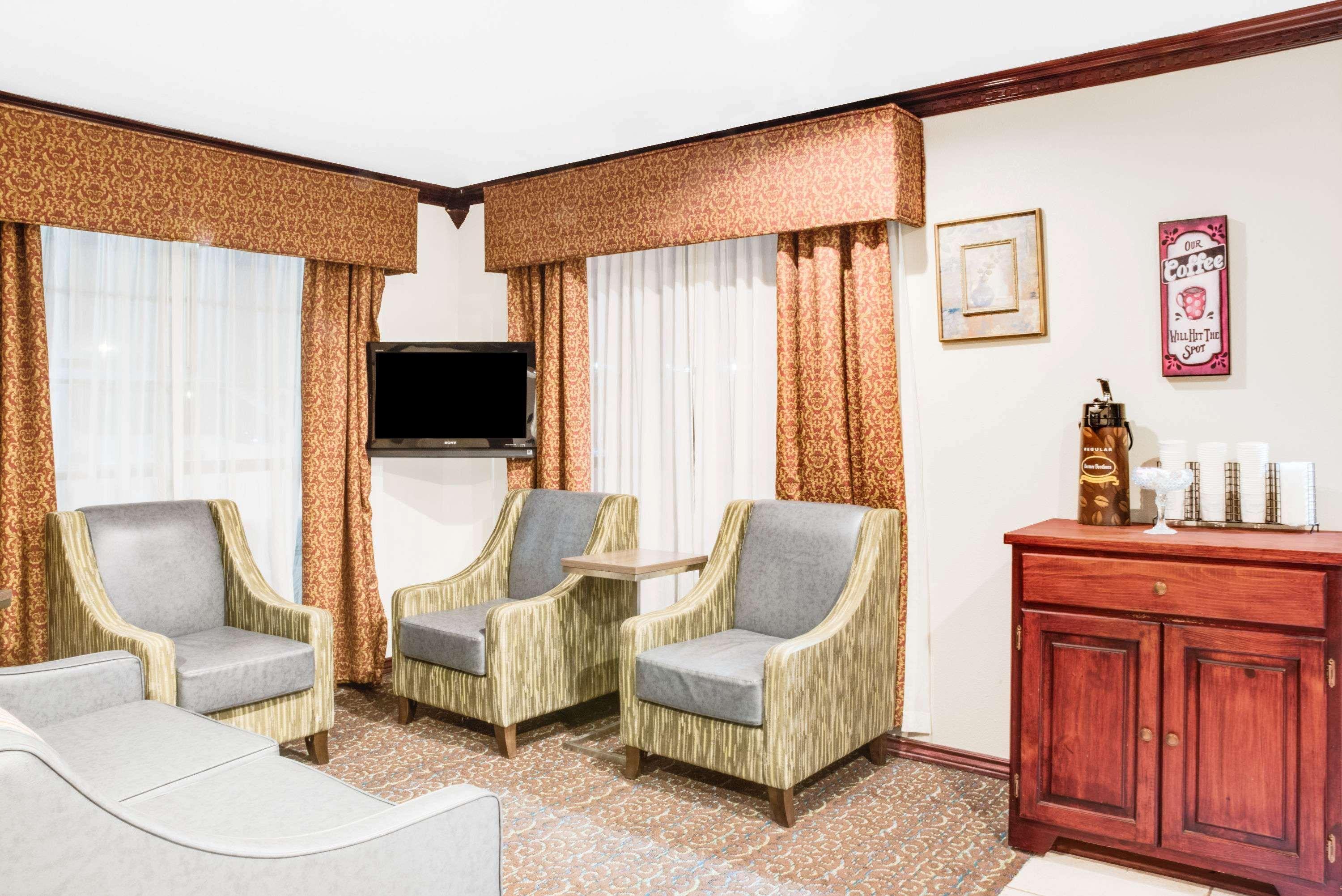 Motel Super 8 By Wyndham Big Spring Tx Extérieur photo